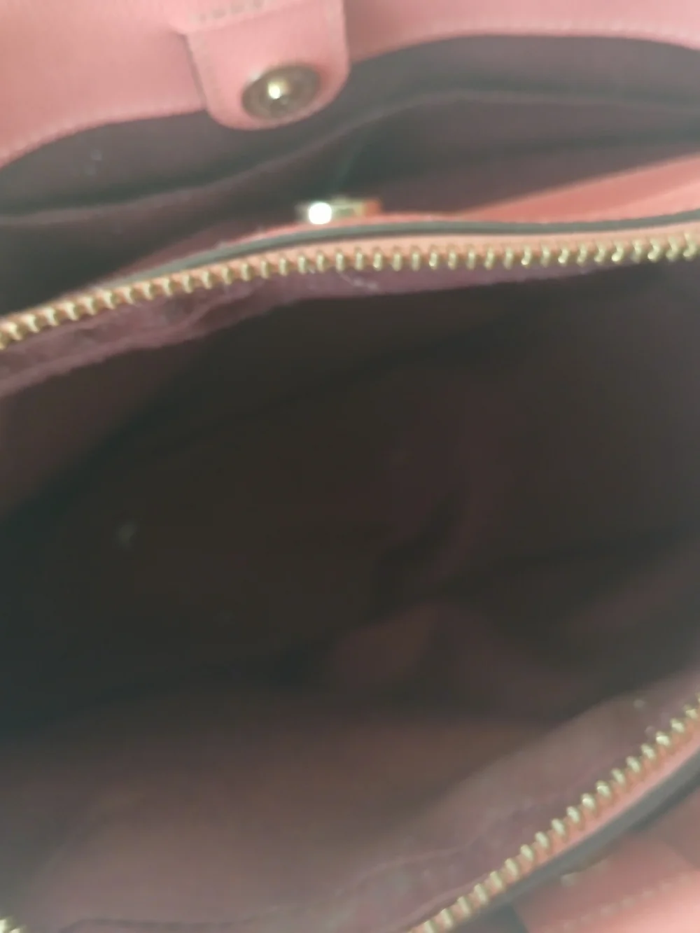 Coach Lillie Carryall in Coral Crossgrain Leather. Good Condition.